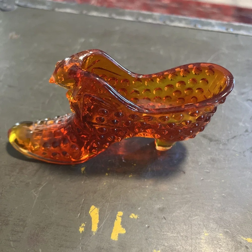 FENTON ART GLASS HOBNAIL AMBERINA SHOE SLIPPER WITH PANTHER/CAT 3